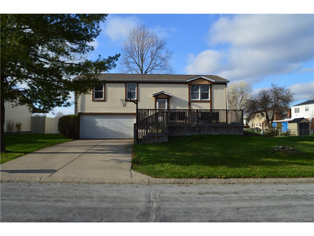 103 Phelps Farm Circle,Englewood,Ohio 45322,3 Bedrooms Bedrooms,10 Rooms Rooms,2 BathroomsBathrooms,Single family,Phelps Farm Circle,733468