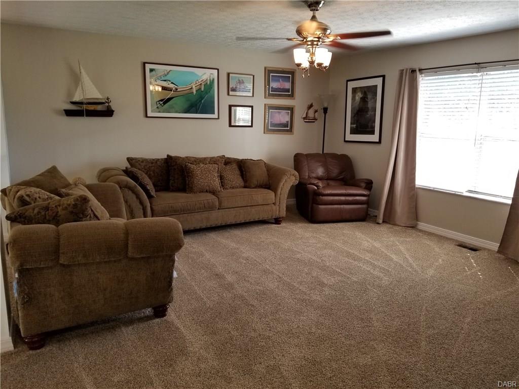 1432 Great Hunter,Grove City,Ohio 43123,3 Bedrooms Bedrooms,11 Rooms Rooms,2 BathroomsBathrooms,Single family,Great Hunter,735185