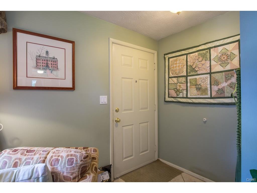 5881 Mount Royal Drive,Clayton,Ohio 45315,3 Bedrooms Bedrooms,7 Rooms Rooms,1 BathroomBathrooms,Single family,Mount Royal Drive,737058