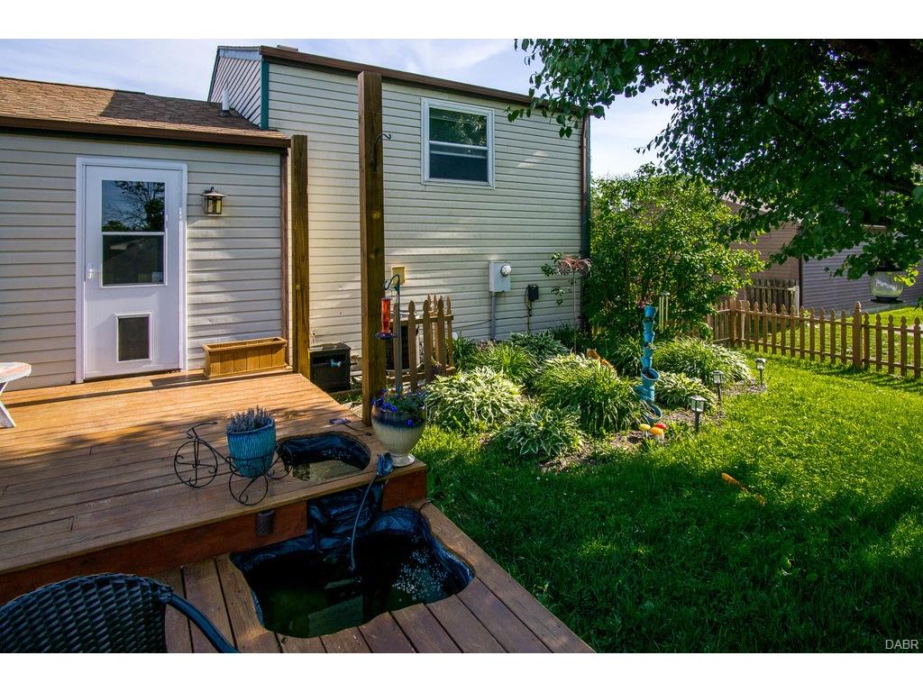 5881 Mount Royal Drive,Clayton,Ohio 45315,3 Bedrooms Bedrooms,7 Rooms Rooms,1 BathroomBathrooms,Single family,Mount Royal Drive,737058