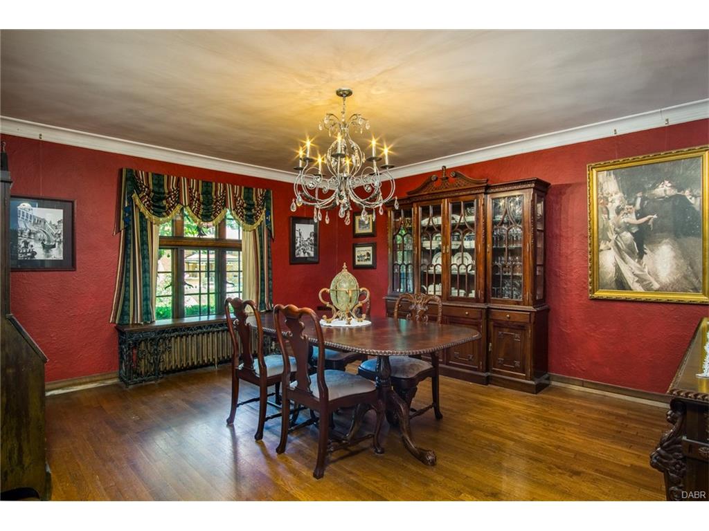 226 Belmonte Park,Dayton,Ohio 45405,4 Bedrooms Bedrooms,11 Rooms Rooms,3 BathroomsBathrooms,Single family,Belmonte Park,2,744055