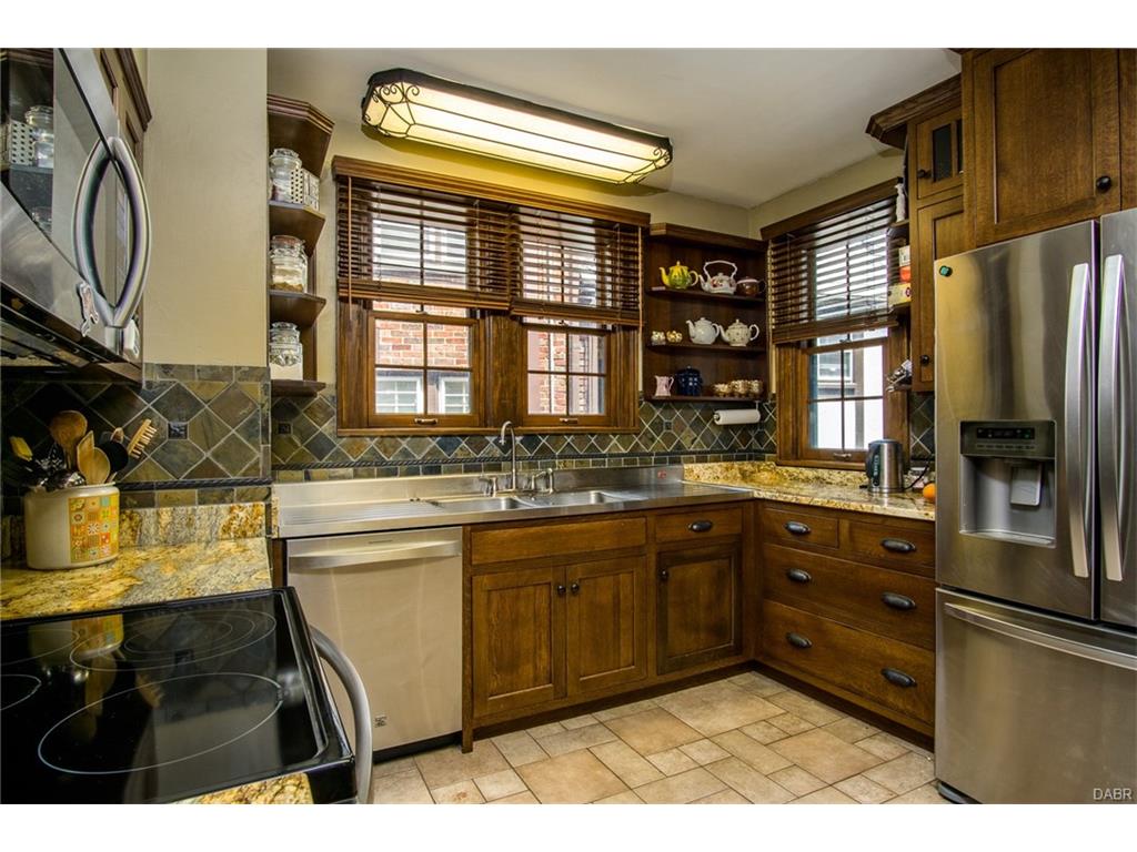 226 Belmonte Park,Dayton,Ohio 45405,4 Bedrooms Bedrooms,11 Rooms Rooms,3 BathroomsBathrooms,Single family,Belmonte Park,2,744055