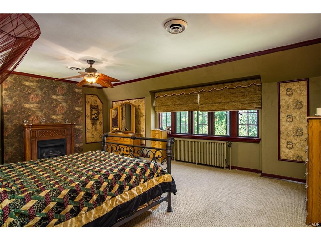 226 Belmonte Park,Dayton,Ohio 45405,4 Bedrooms Bedrooms,11 Rooms Rooms,3 BathroomsBathrooms,Single family,Belmonte Park,2,744055