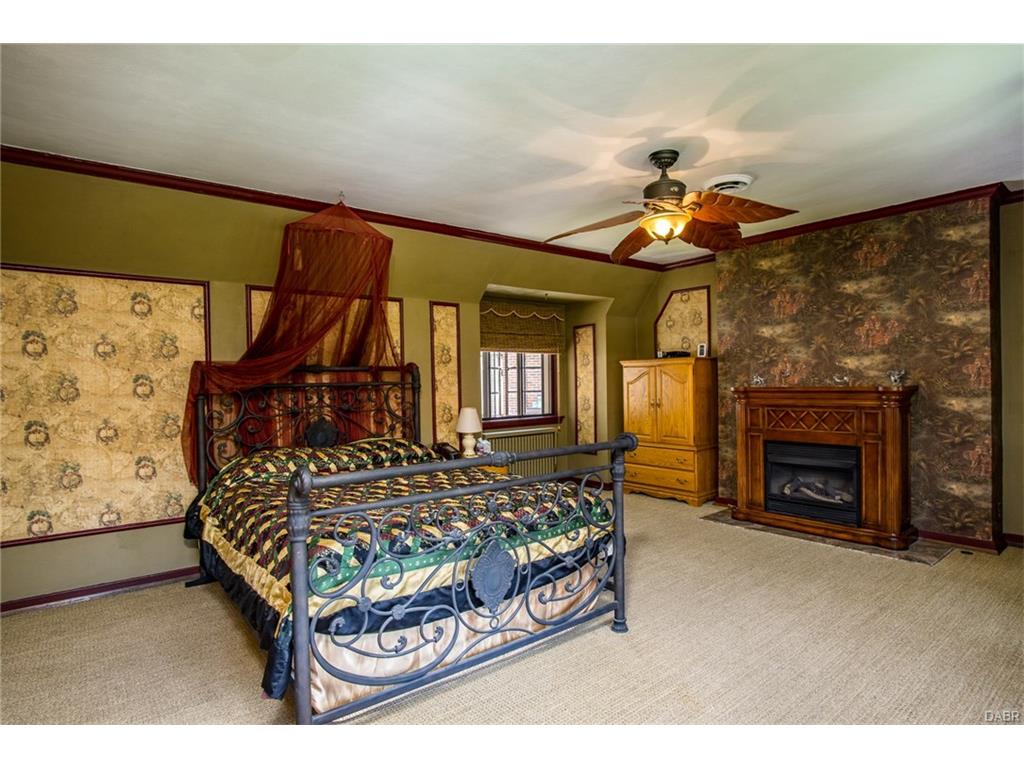 226 Belmonte Park,Dayton,Ohio 45405,4 Bedrooms Bedrooms,11 Rooms Rooms,3 BathroomsBathrooms,Single family,Belmonte Park,2,744055