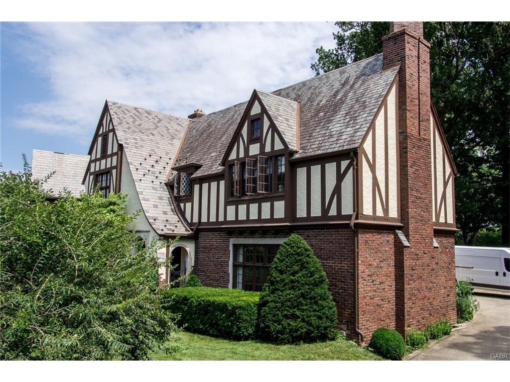 226 Belmonte Park,Dayton,Ohio 45405,4 Bedrooms Bedrooms,11 Rooms Rooms,3 BathroomsBathrooms,Single family,Belmonte Park,2,744055