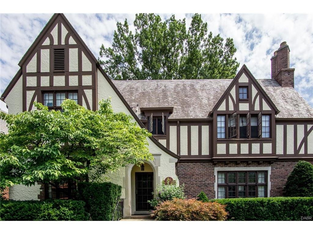 226 Belmonte Park,Dayton,Ohio 45405,4 Bedrooms Bedrooms,11 Rooms Rooms,3 BathroomsBathrooms,Single family,Belmonte Park,2,744055