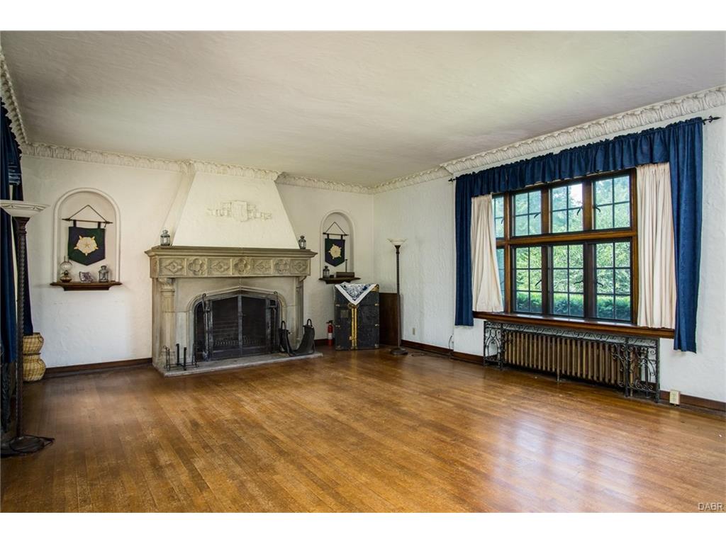 226 Belmonte Park,Dayton,Ohio 45405,4 Bedrooms Bedrooms,11 Rooms Rooms,3 BathroomsBathrooms,Single family,Belmonte Park,2,744055