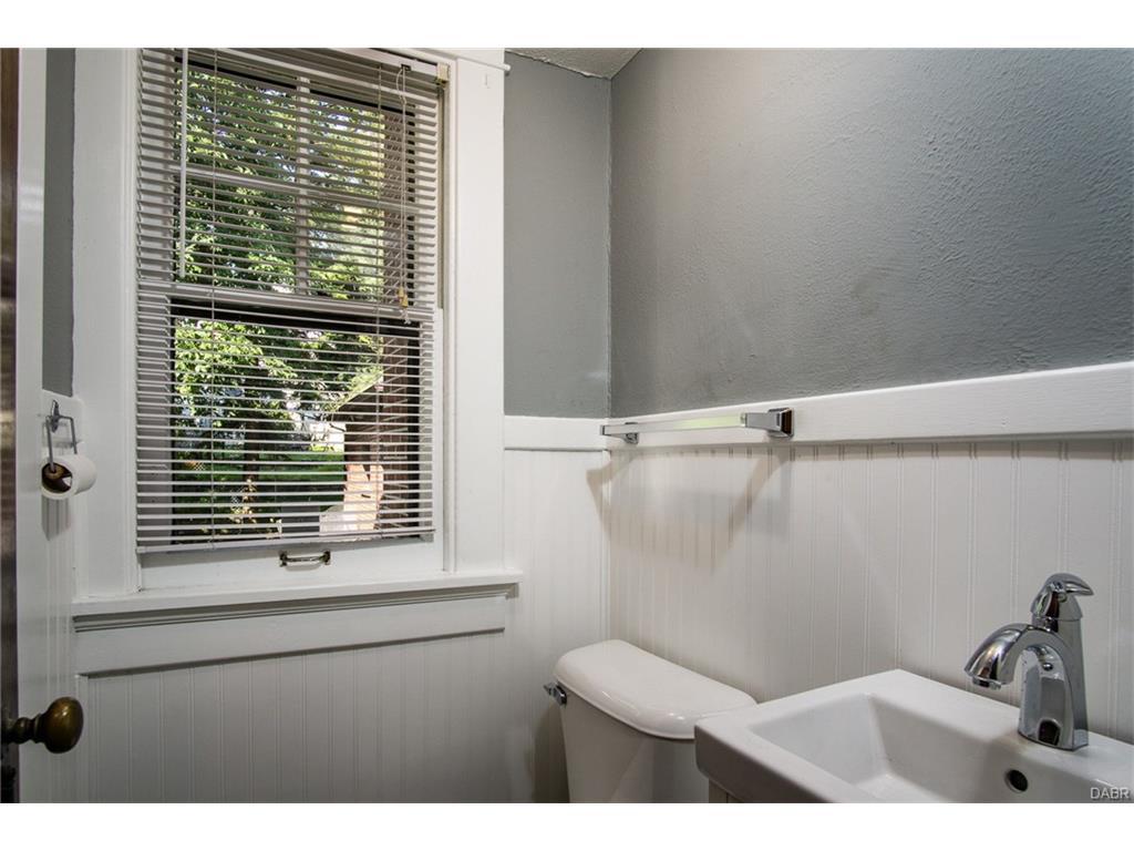 1376 Harvard Blvd,Dayton,Ohio 45406,4 Bedrooms Bedrooms,10 Rooms Rooms,1 BathroomBathrooms,Single family,Harvard Blvd,745261