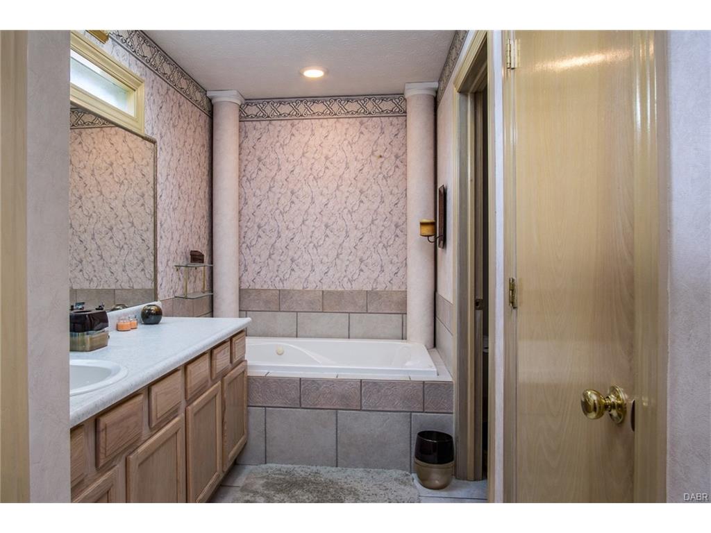 12999 Newburg Court,Washington TWP,Ohio 45458,4 Bedrooms Bedrooms,10 Rooms Rooms,3 BathroomsBathrooms,Single family,Newburg Court,745828