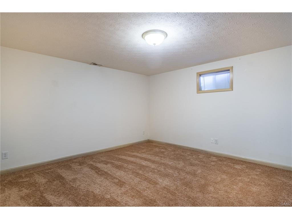 12999 Newburg Court,Washington TWP,Ohio 45458,4 Bedrooms Bedrooms,10 Rooms Rooms,3 BathroomsBathrooms,Single family,Newburg Court,745828