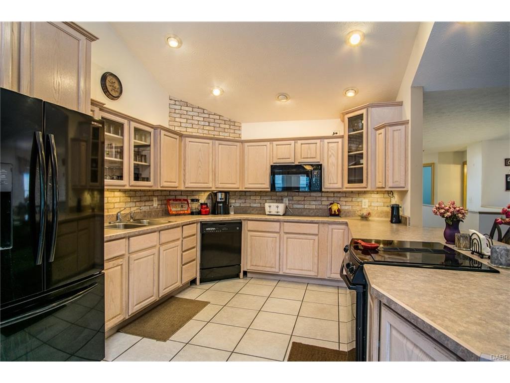 12999 Newburg Court,Washington TWP,Ohio 45458,4 Bedrooms Bedrooms,10 Rooms Rooms,3 BathroomsBathrooms,Single family,Newburg Court,745828