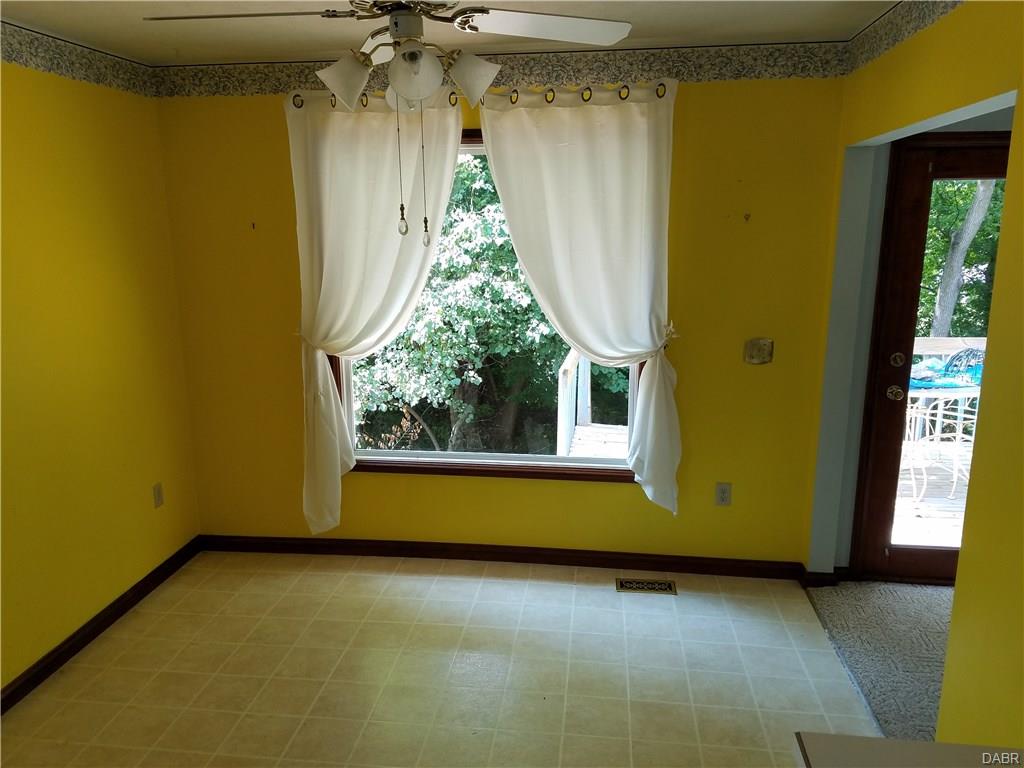43 Arlington Ave,Franklin,Ohio 45005,3 Bedrooms Bedrooms,7 Rooms Rooms,2 BathroomsBathrooms,Single family,Arlington Ave,745859