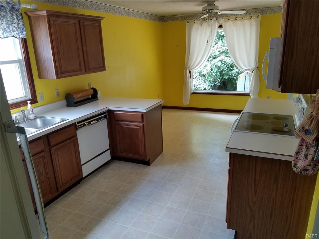 43 Arlington Ave,Franklin,Ohio 45005,3 Bedrooms Bedrooms,7 Rooms Rooms,2 BathroomsBathrooms,Single family,Arlington Ave,745859