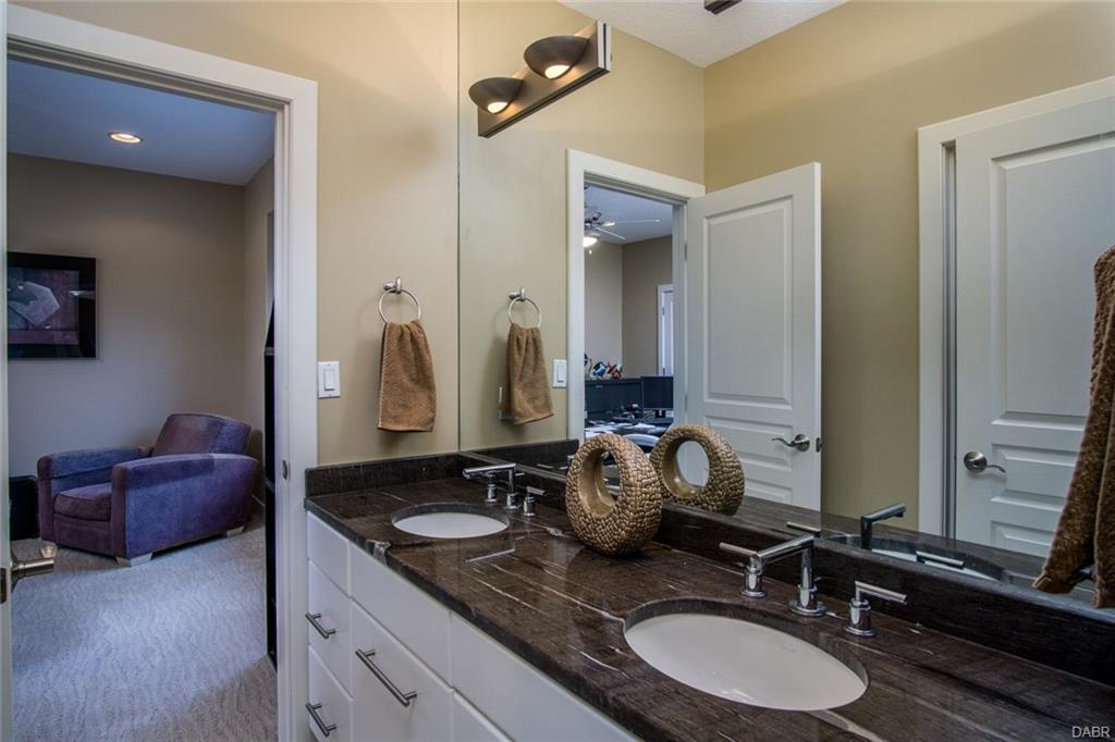 10539 Falls Creek Lane,Washington TWP,Ohio 45458,5 Bedrooms Bedrooms,15 Rooms Rooms,3 BathroomsBathrooms,Single family,Falls Creek Lane,746745
