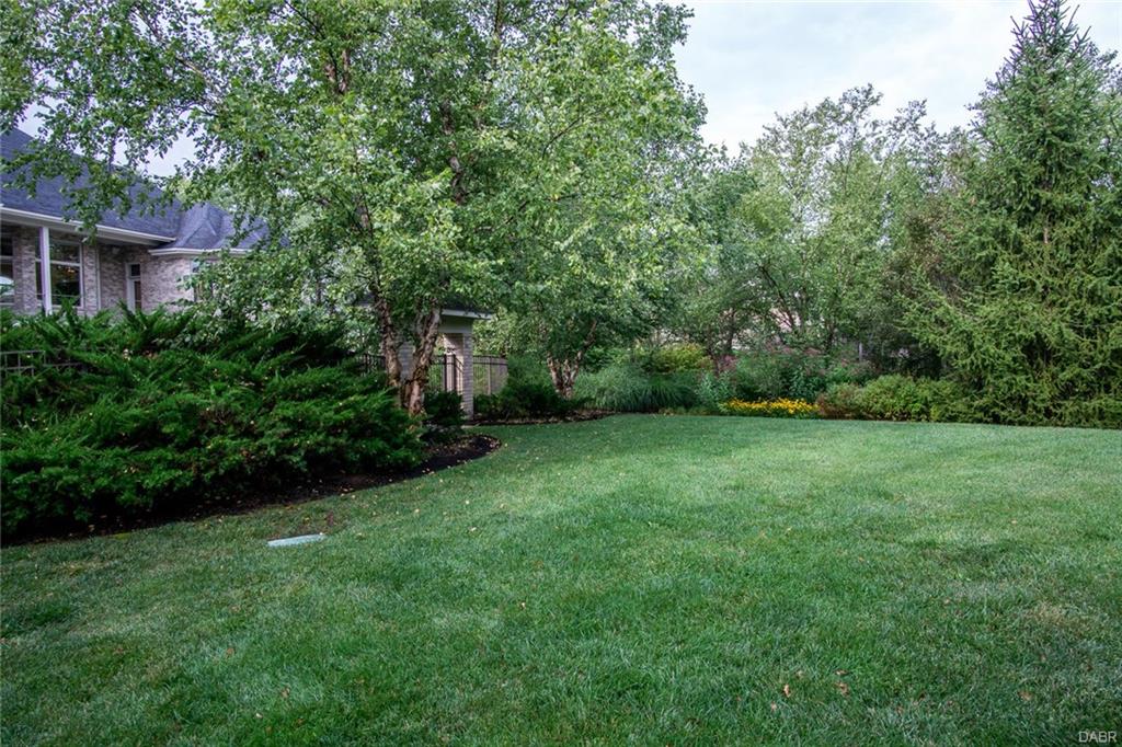 10539 Falls Creek Lane,Washington TWP,Ohio 45458,5 Bedrooms Bedrooms,15 Rooms Rooms,3 BathroomsBathrooms,Single family,Falls Creek Lane,746745