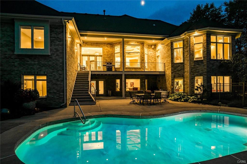 10539 Falls Creek Lane,Washington TWP,Ohio 45458,5 Bedrooms Bedrooms,15 Rooms Rooms,3 BathroomsBathrooms,Single family,Falls Creek Lane,746745