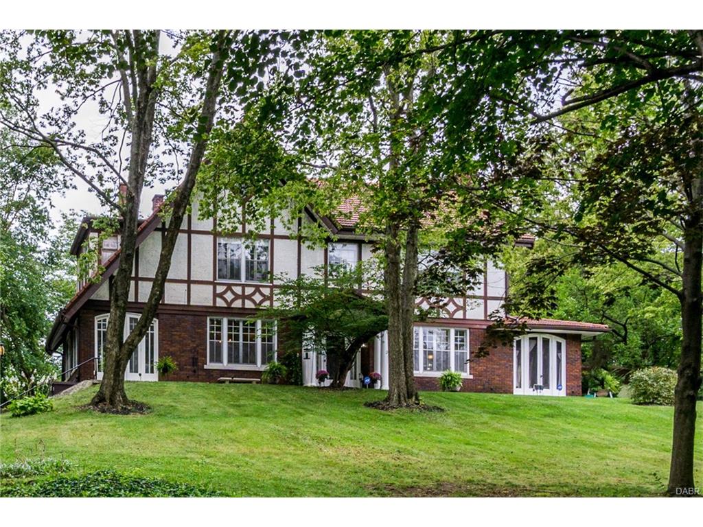 1140 Harvard Boulevard,Dayton,Ohio 45406,6 Bedrooms Bedrooms,14 Rooms Rooms,4 BathroomsBathrooms,Single family,Harvard Boulevard,746088