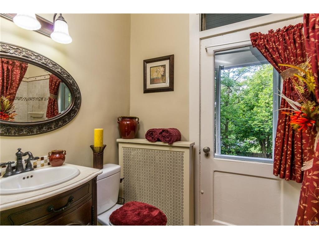 1140 Harvard Boulevard,Dayton,Ohio 45406,6 Bedrooms Bedrooms,14 Rooms Rooms,4 BathroomsBathrooms,Single family,Harvard Boulevard,746088