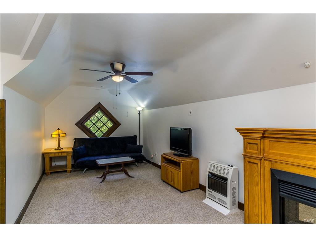 1140 Harvard Boulevard,Dayton,Ohio 45406,6 Bedrooms Bedrooms,14 Rooms Rooms,4 BathroomsBathrooms,Single family,Harvard Boulevard,746088
