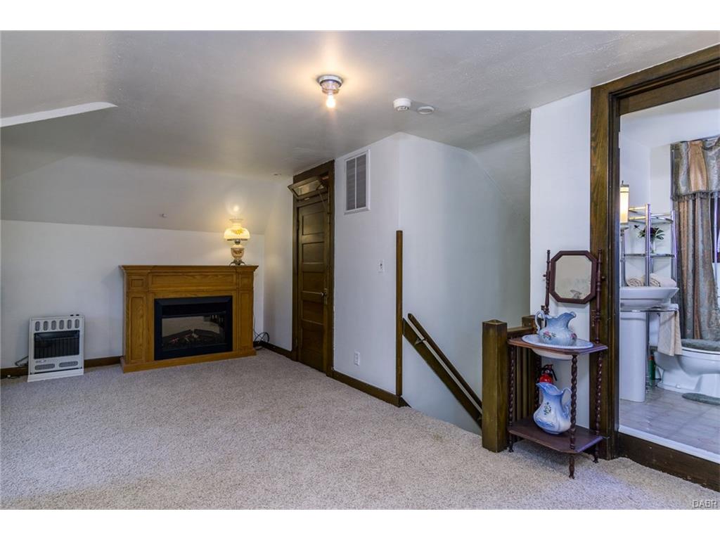 1140 Harvard Boulevard,Dayton,Ohio 45406,6 Bedrooms Bedrooms,14 Rooms Rooms,4 BathroomsBathrooms,Single family,Harvard Boulevard,746088