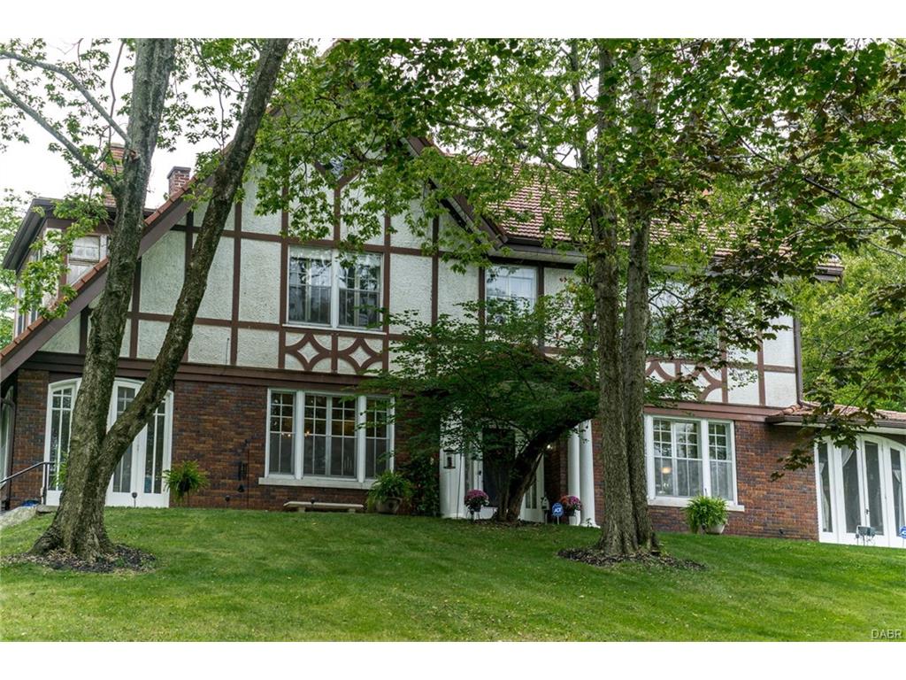 1140 Harvard Boulevard,Dayton,Ohio 45406,6 Bedrooms Bedrooms,14 Rooms Rooms,4 BathroomsBathrooms,Single family,Harvard Boulevard,746088