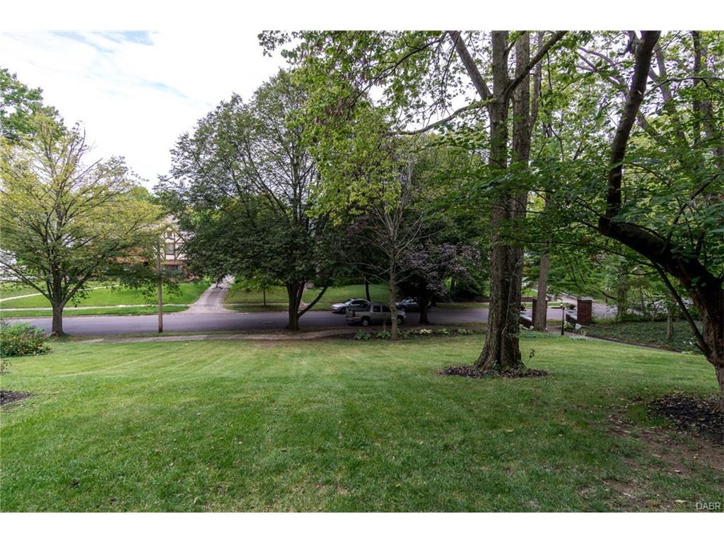 1140 Harvard Boulevard,Dayton,Ohio 45406,6 Bedrooms Bedrooms,14 Rooms Rooms,4 BathroomsBathrooms,Single family,Harvard Boulevard,746088
