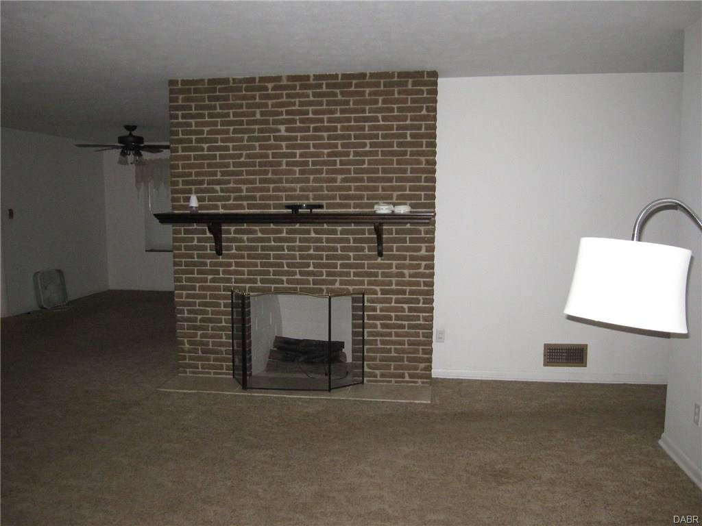 3515 Hillmont Ave,Dayton,Ohio 45414,2 Bedrooms Bedrooms,9 Rooms Rooms,1 BathroomBathrooms,Single family,Hillmont Ave,752188