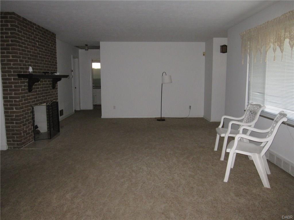 3515 Hillmont Ave,Dayton,Ohio 45414,2 Bedrooms Bedrooms,9 Rooms Rooms,1 BathroomBathrooms,Single family,Hillmont Ave,752188