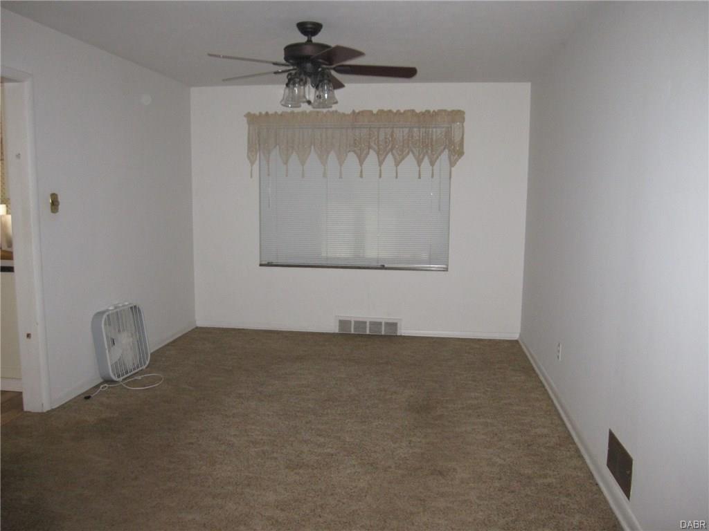 3515 Hillmont Ave,Dayton,Ohio 45414,2 Bedrooms Bedrooms,9 Rooms Rooms,1 BathroomBathrooms,Single family,Hillmont Ave,752188