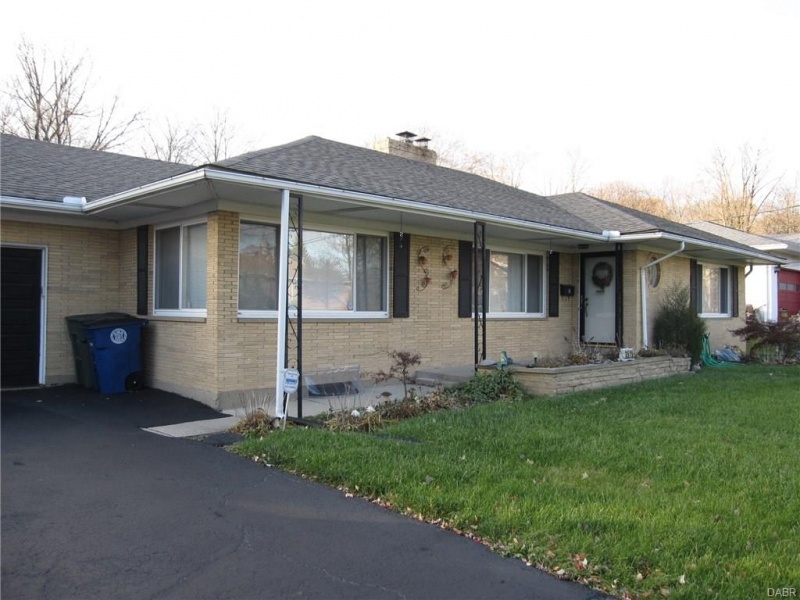 3515 Hillmont Ave,Dayton,Ohio 45414,2 Bedrooms Bedrooms,9 Rooms Rooms,1 BathroomBathrooms,Single family,Hillmont Ave,752188