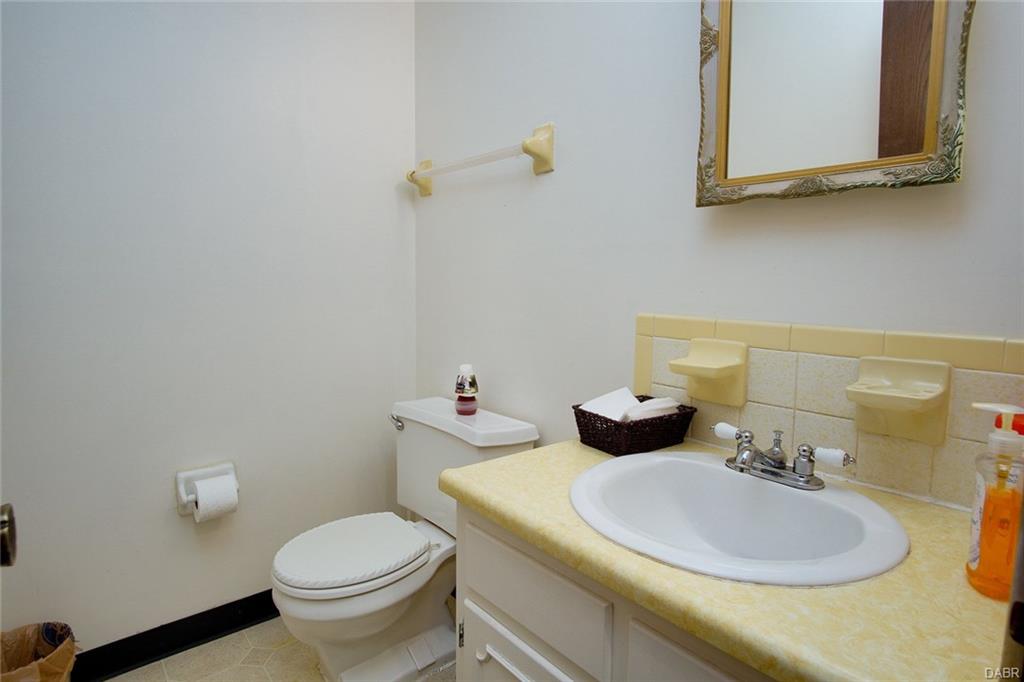 4202 KINSEY,Englewood,Ohio 45322,4 Bedrooms Bedrooms,10 Rooms Rooms,2 BathroomsBathrooms,Single family,KINSEY,755940