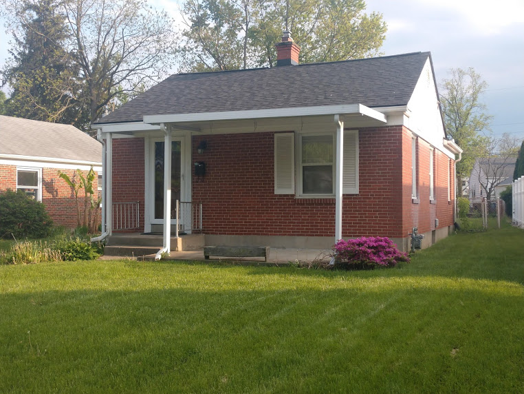 1124 Croyden Drive Front View