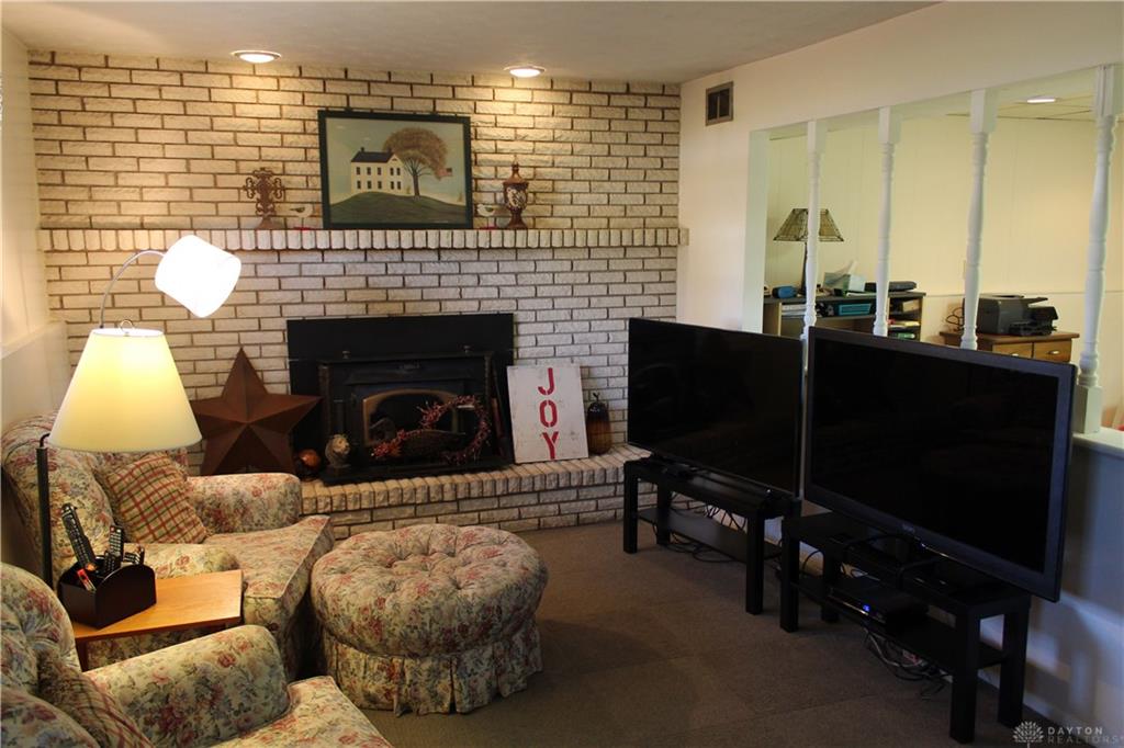 150 Kent,Tipp City,Ohio 45371,3 Bedrooms Bedrooms,9 Rooms Rooms,2 BathroomsBathrooms,House,Kent,756841