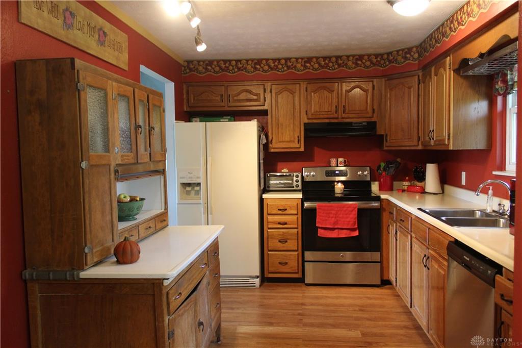 150 Kent,Tipp City,Ohio 45371,3 Bedrooms Bedrooms,9 Rooms Rooms,2 BathroomsBathrooms,House,Kent,756841