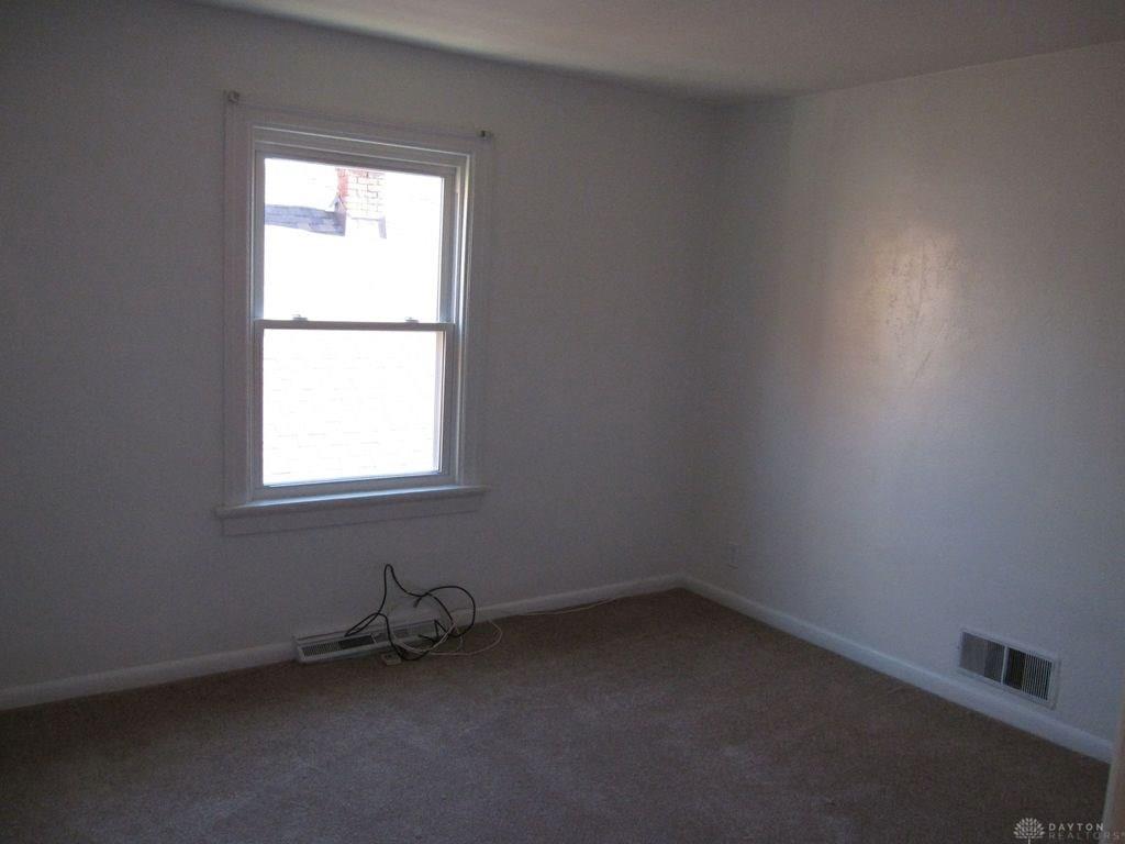 224 Marathon,Dayton,Ohio 45405,3 Bedrooms Bedrooms,7 Rooms Rooms,2 BathroomsBathrooms,House,Marathon,2,756843