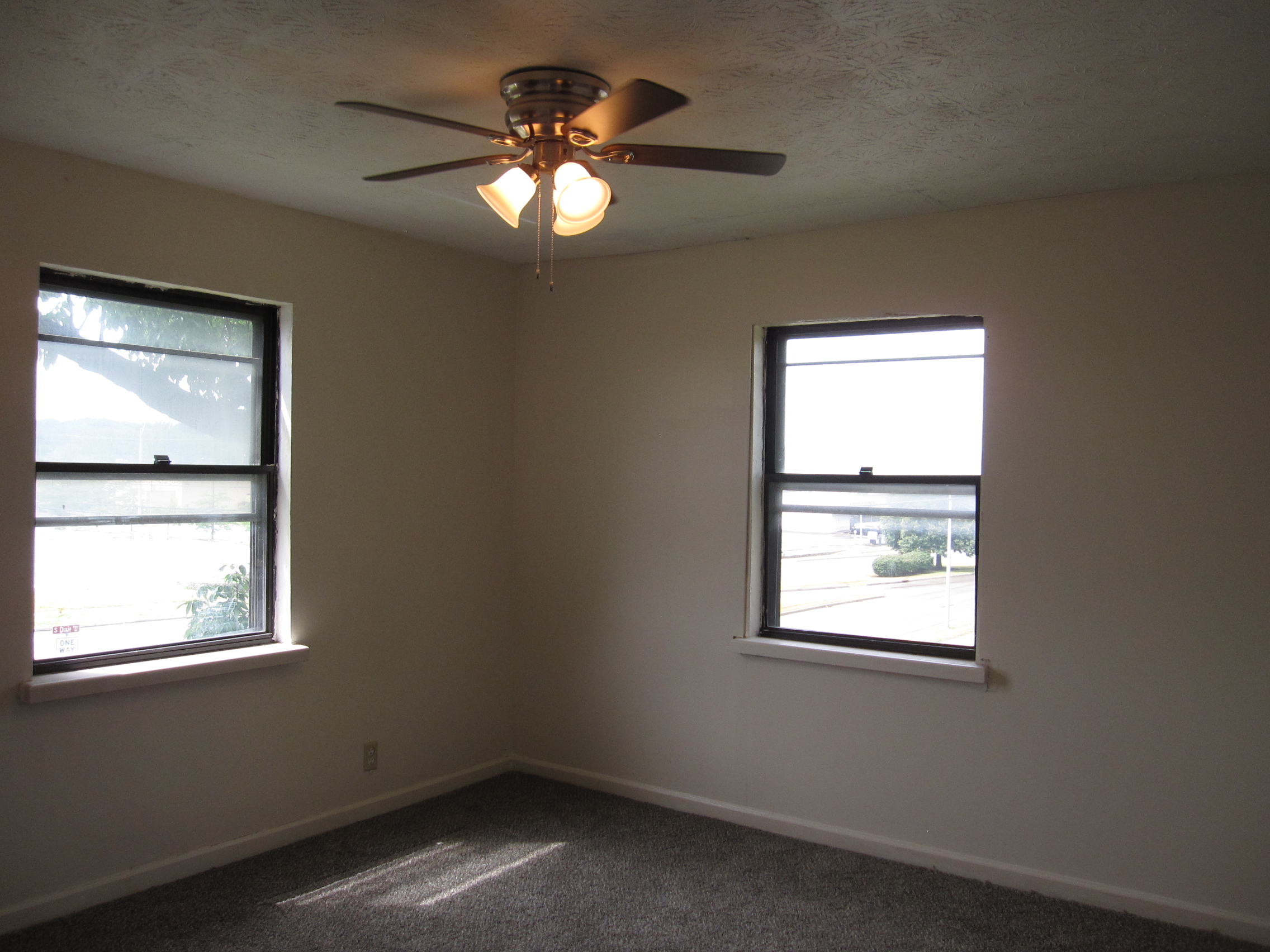 1560 Cardington,Kettering,Ohio 45409,8 Bedrooms Bedrooms,16 Rooms Rooms,4 BathroomsBathrooms,2-4 units,Cardington,756847