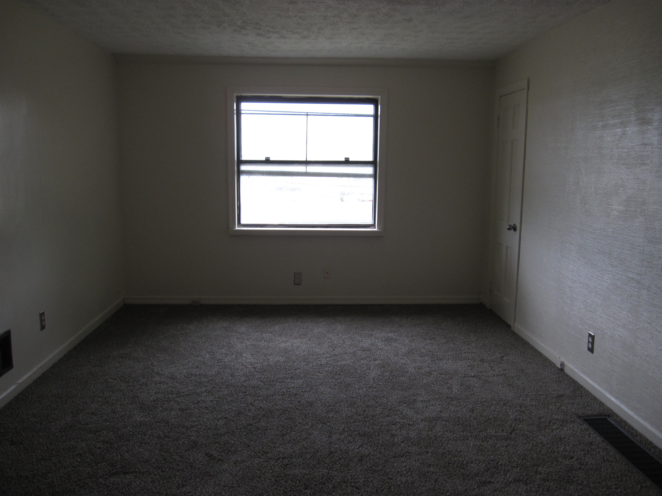 1560 Cardington,Kettering,Ohio 45409,8 Bedrooms Bedrooms,16 Rooms Rooms,4 BathroomsBathrooms,2-4 units,Cardington,756847