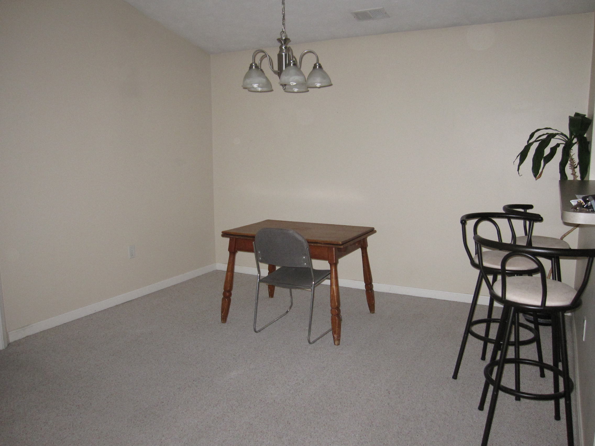 2640 Netherland,Beavercreek,Ohio 45431,2 Bedrooms Bedrooms,6 Rooms Rooms,2 BathroomsBathrooms,Condo,Netherland,2,756849
