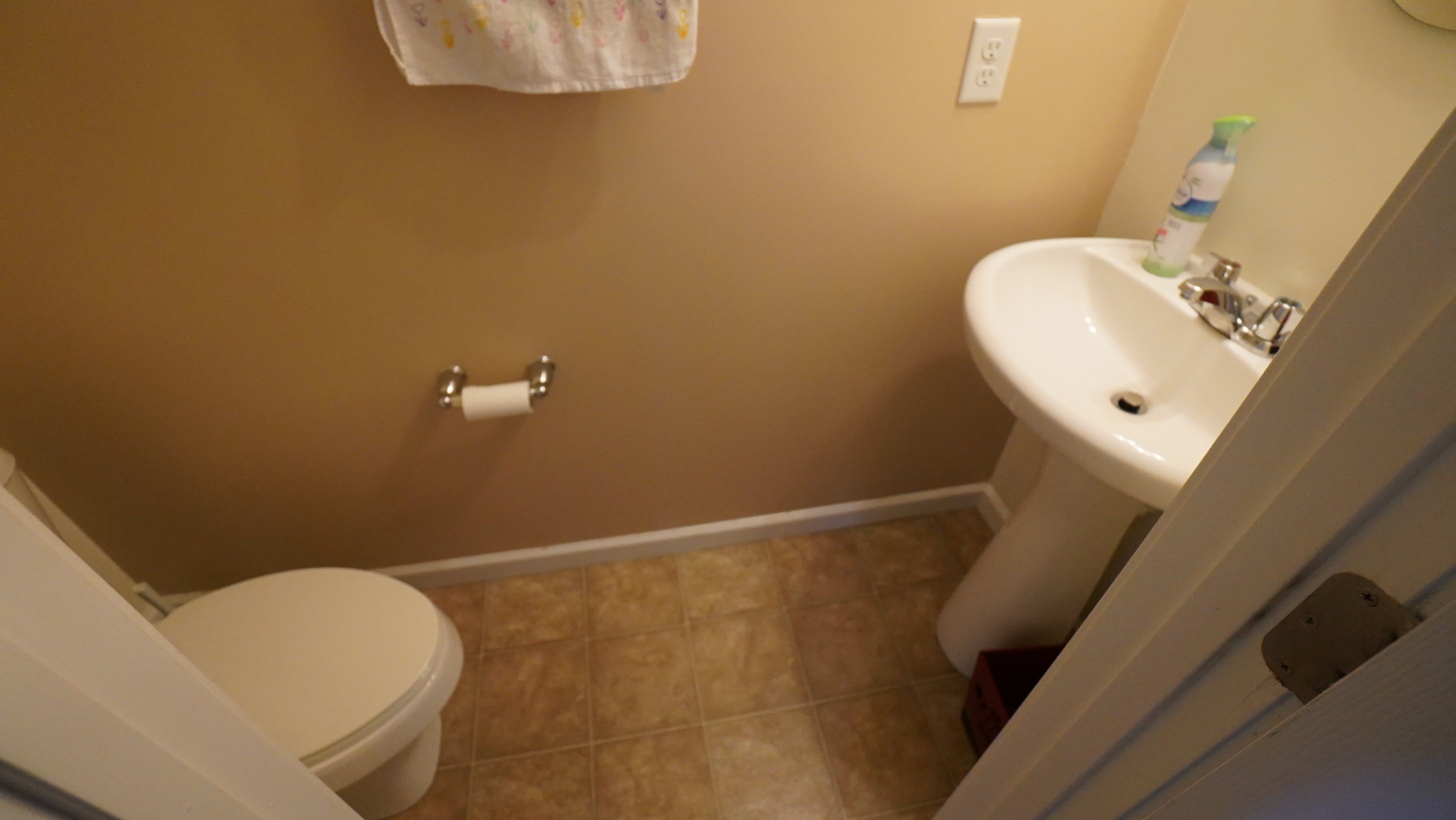 Main Floor Half Bath