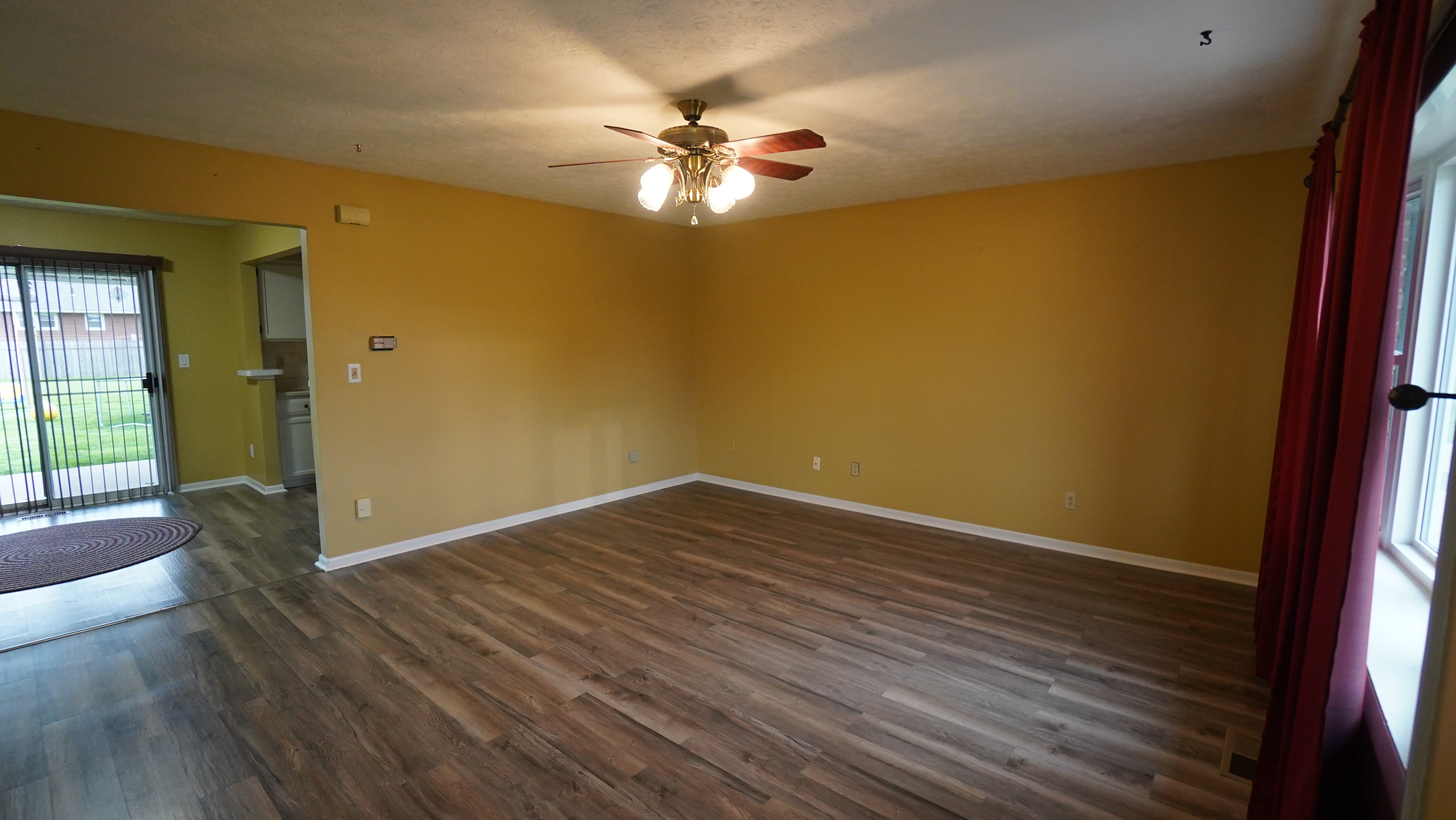 1000 Meadowrun,Englewood,Ohio 45322,3 Bedrooms Bedrooms,11 Rooms Rooms,2 BathroomsBathrooms,Single family,Meadowrun,756852