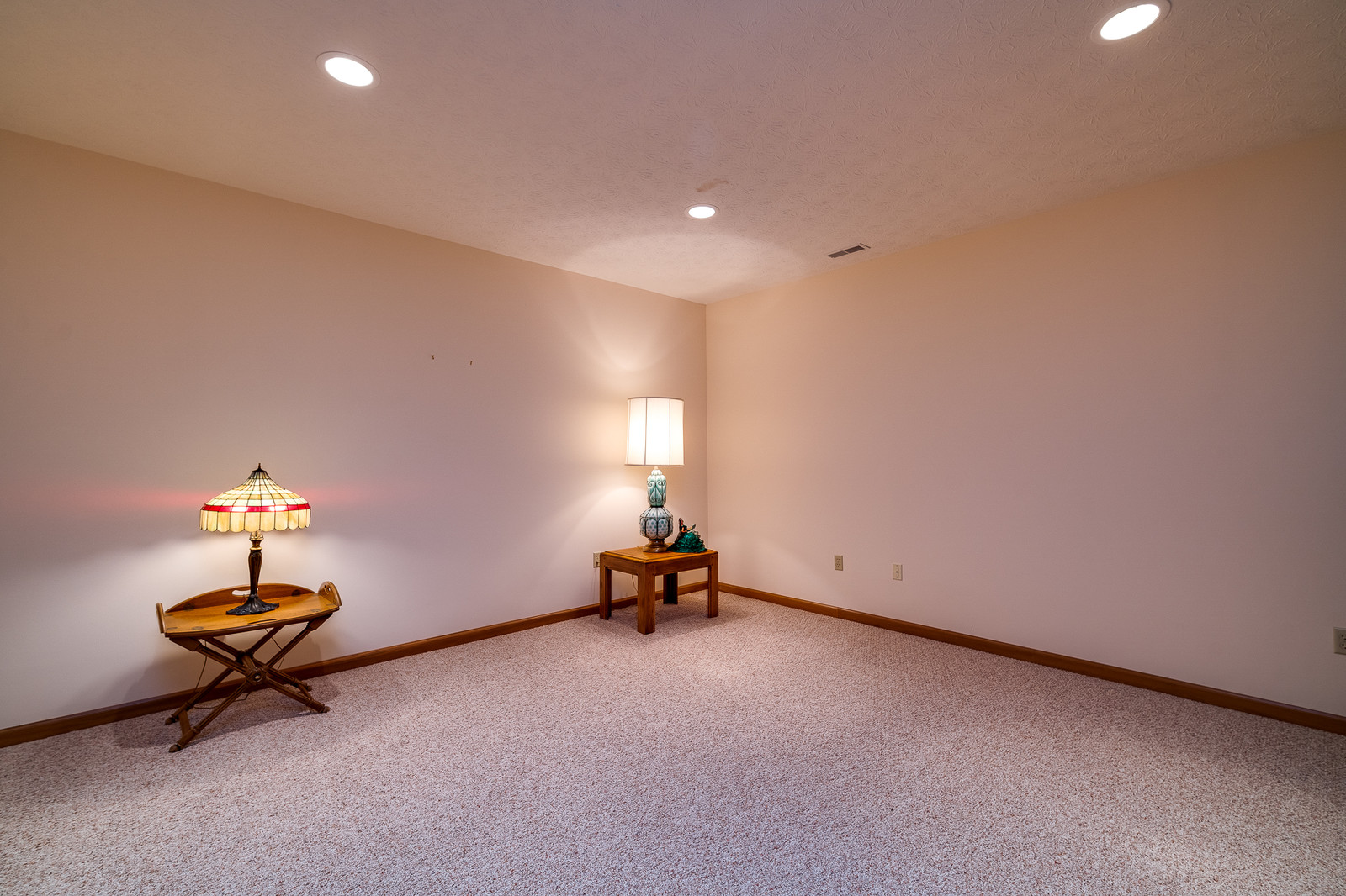 1989 Fountain View,Butler Twp,Ohio 45414,5 Bedrooms Bedrooms,12 Rooms Rooms,3 BathroomsBathrooms,House,Fountain View,756853