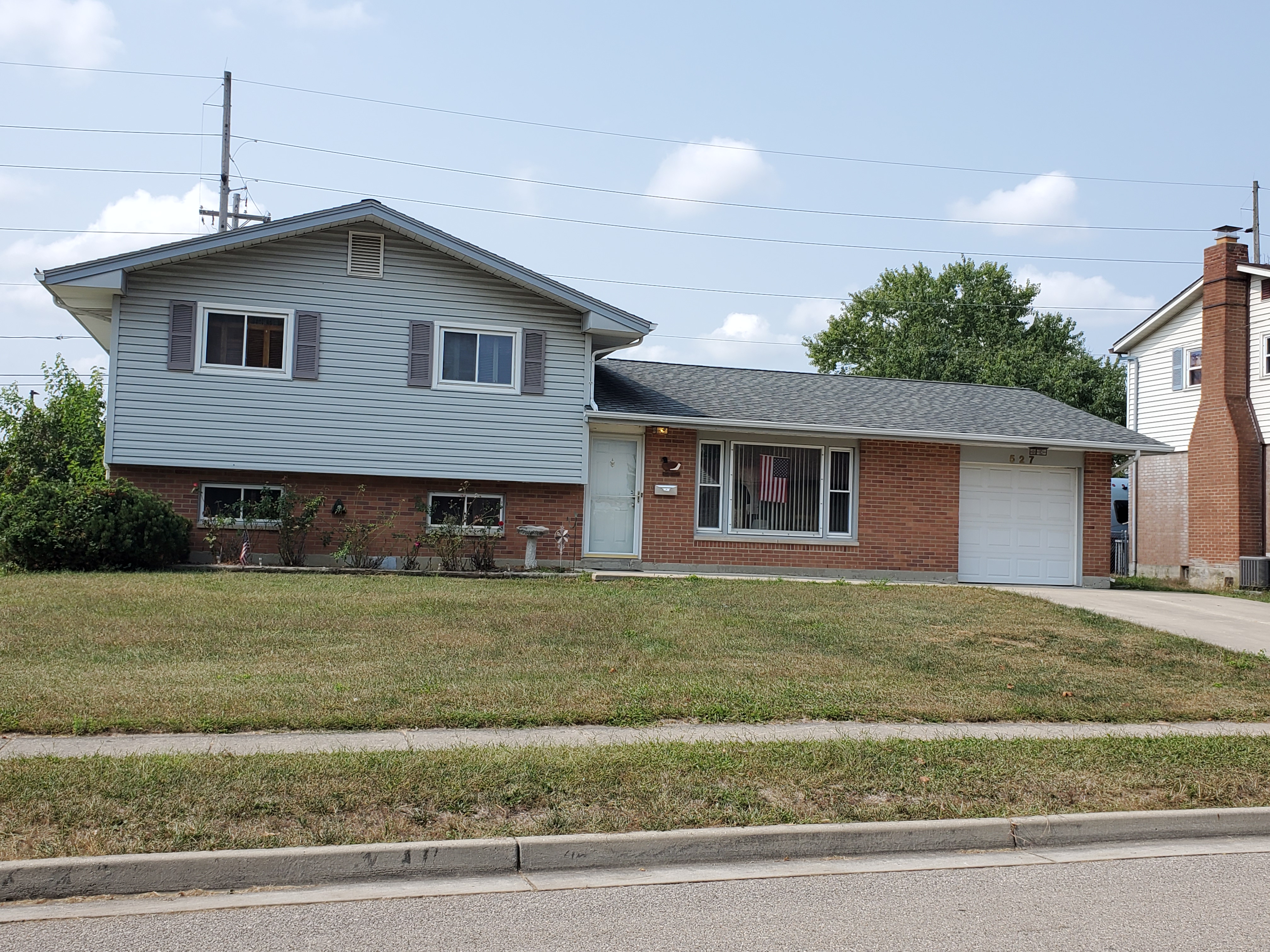 527 Bennert Drive Front View