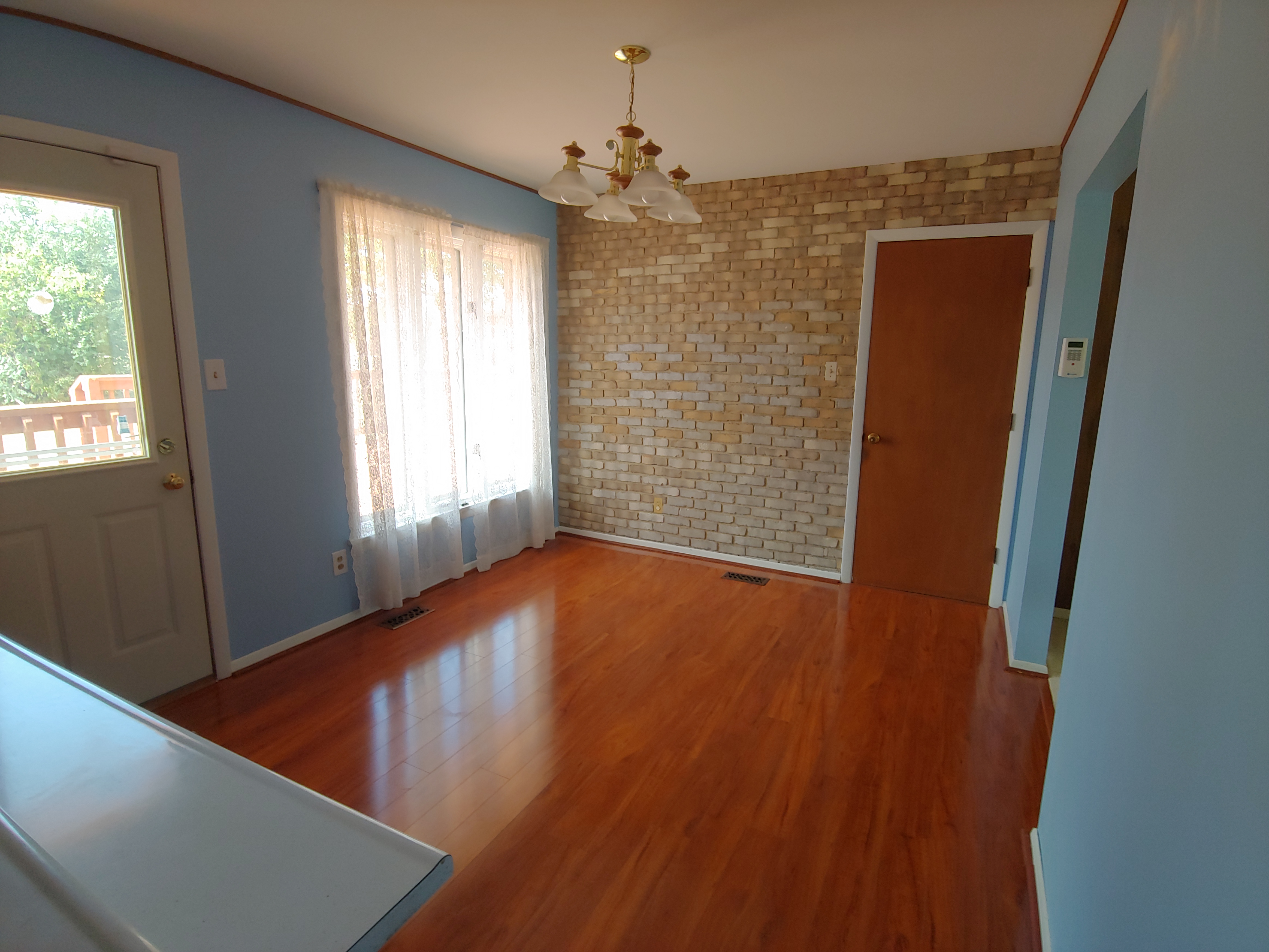 527 Bennert Drive Dining Area