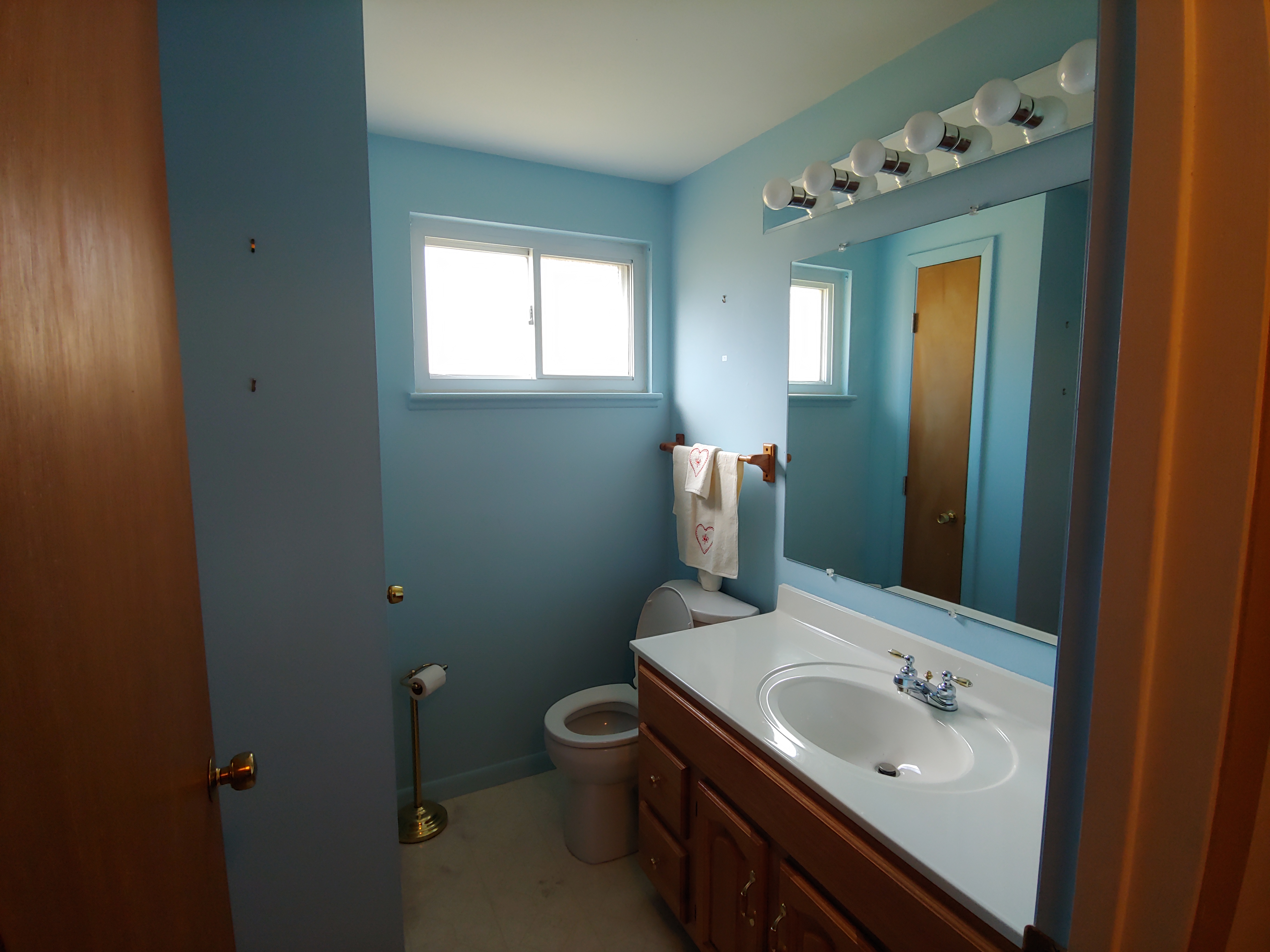 527 Bennert Drive Half Bath