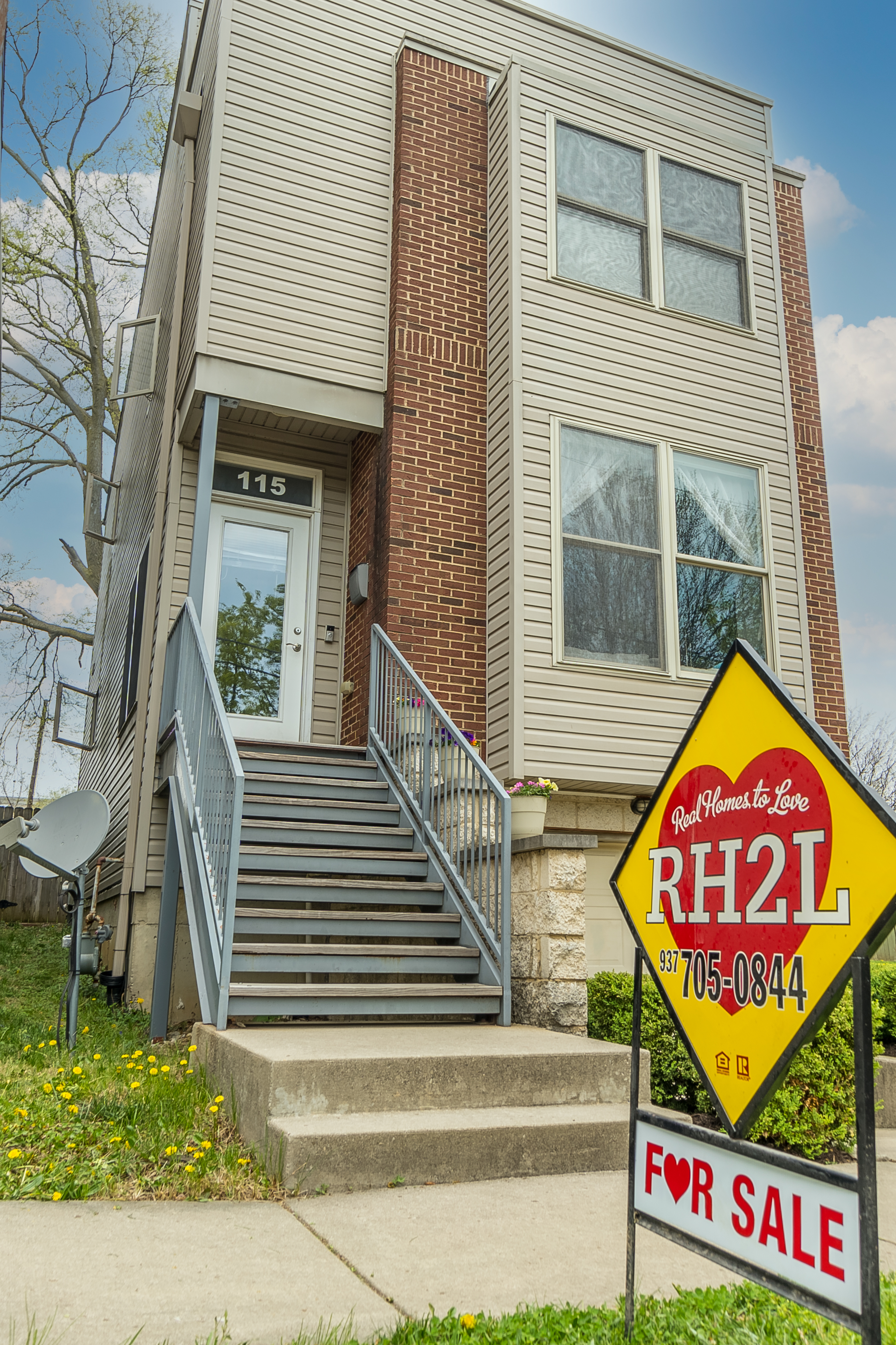 Rowhouse living in the heart of Fairgrounds Neighborhood