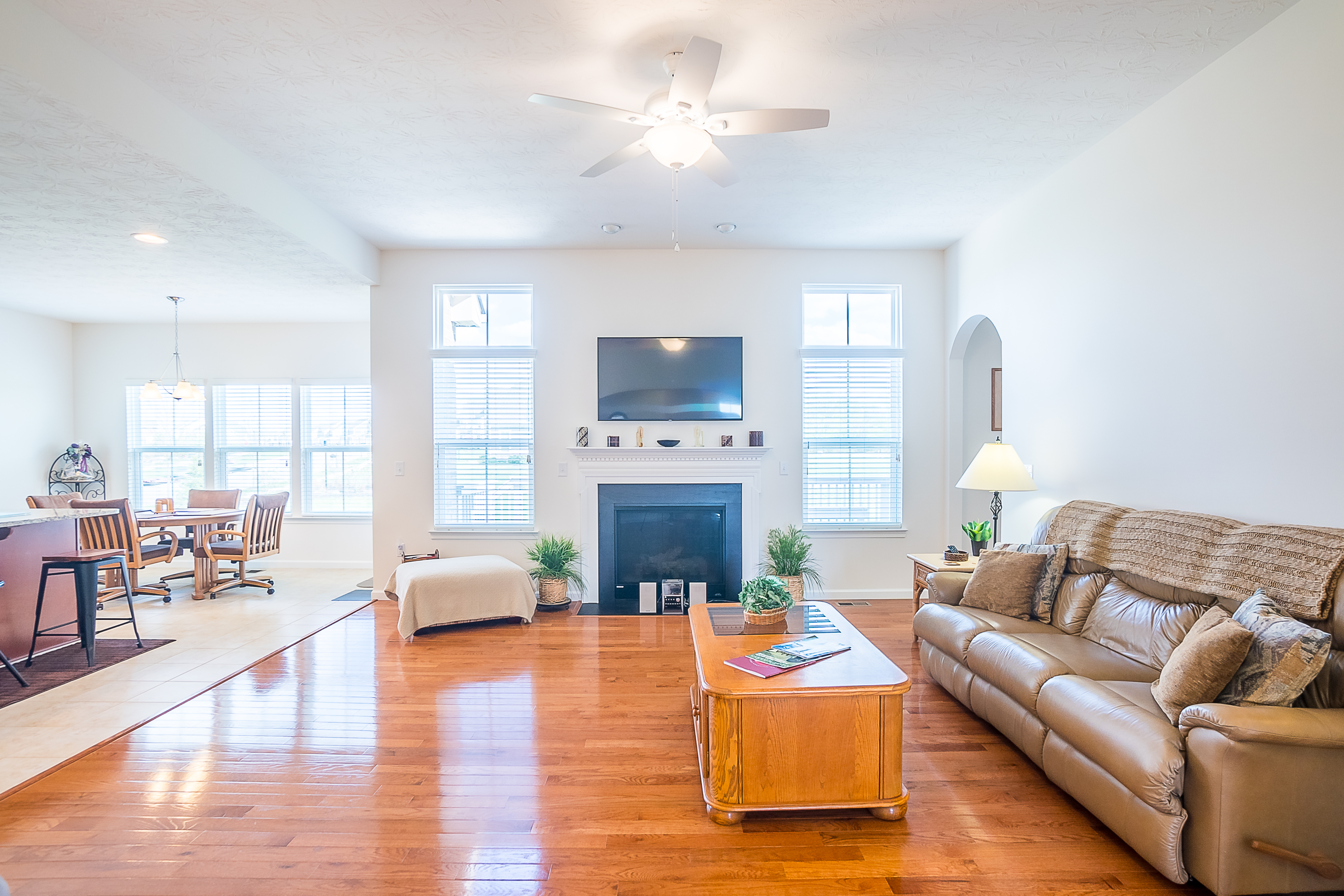 Mounted Tv above the gas fireplace