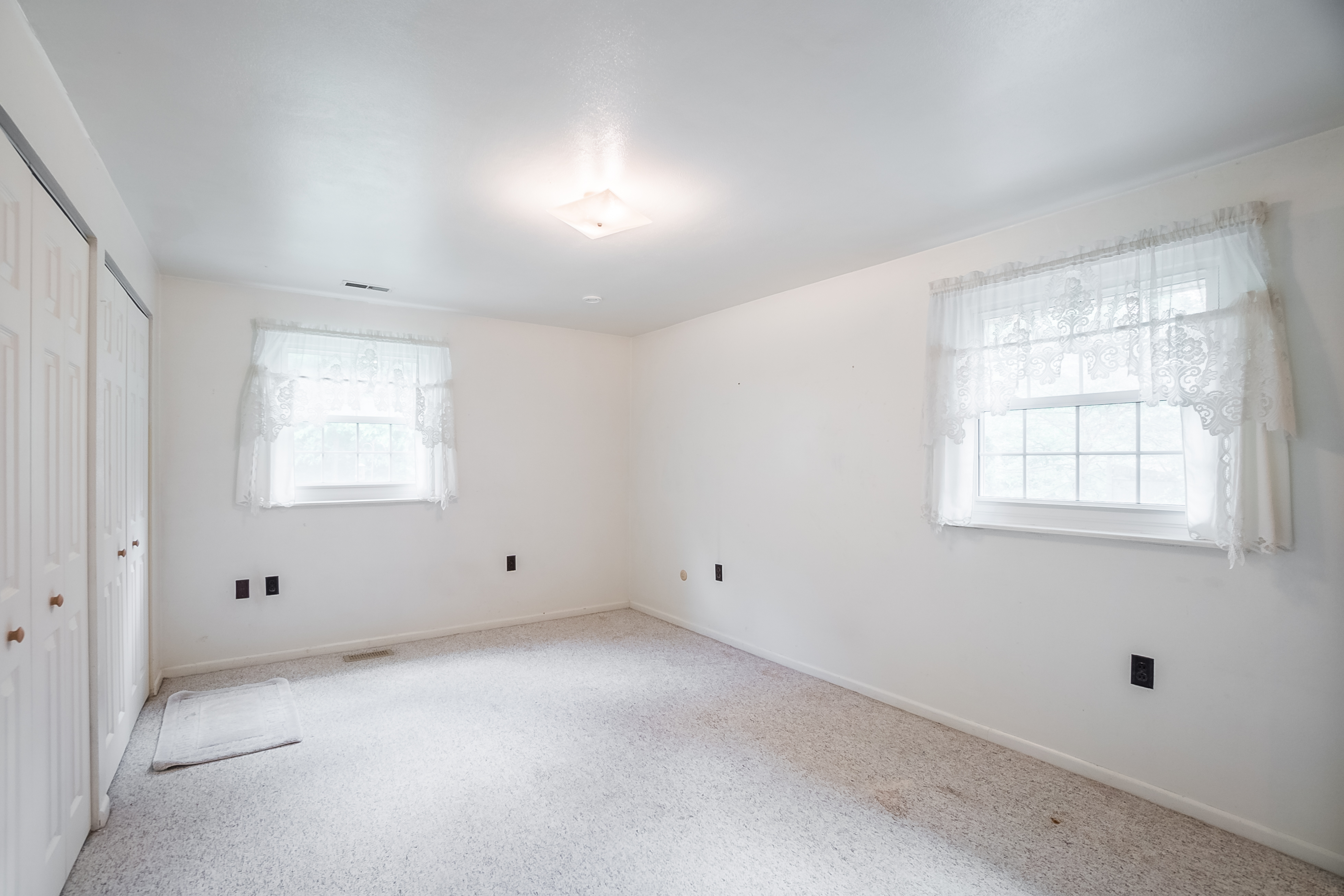 2270 Ebersole, Ohio 45502, 3 Bedrooms Bedrooms, 6 Rooms Rooms,2 BathroomsBathrooms,Single family,Successfully Sold,Ebersole,756882