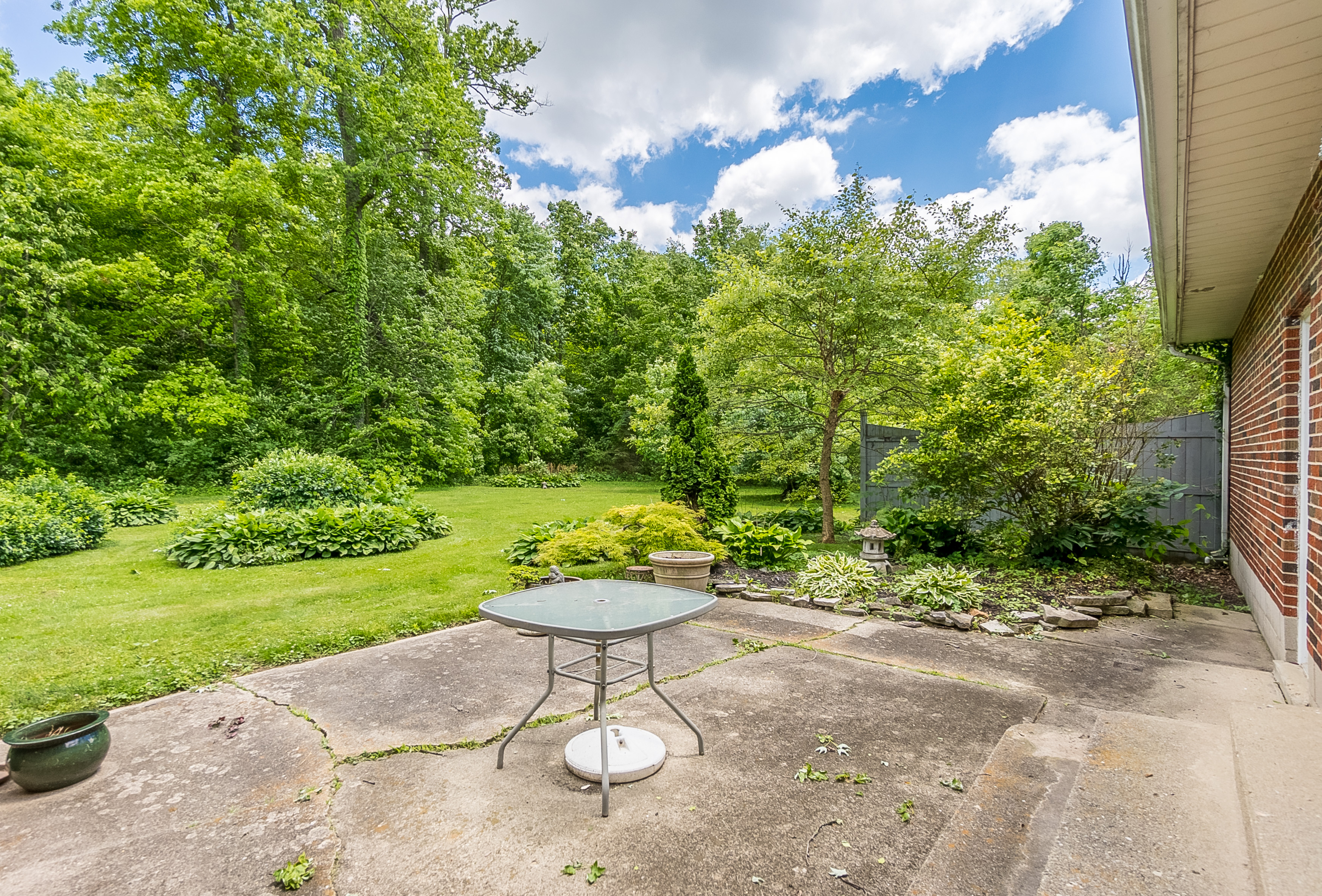 2270 Ebersole, Ohio 45502, 3 Bedrooms Bedrooms, 6 Rooms Rooms,2 BathroomsBathrooms,Single family,Successfully Sold,Ebersole,756882