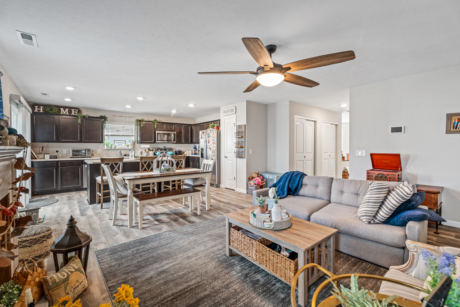 Open Living at its finest - With Living Room / Dining Area / Kitchen Open Living at its finest - With Living Room / Dining Area / Kitchen