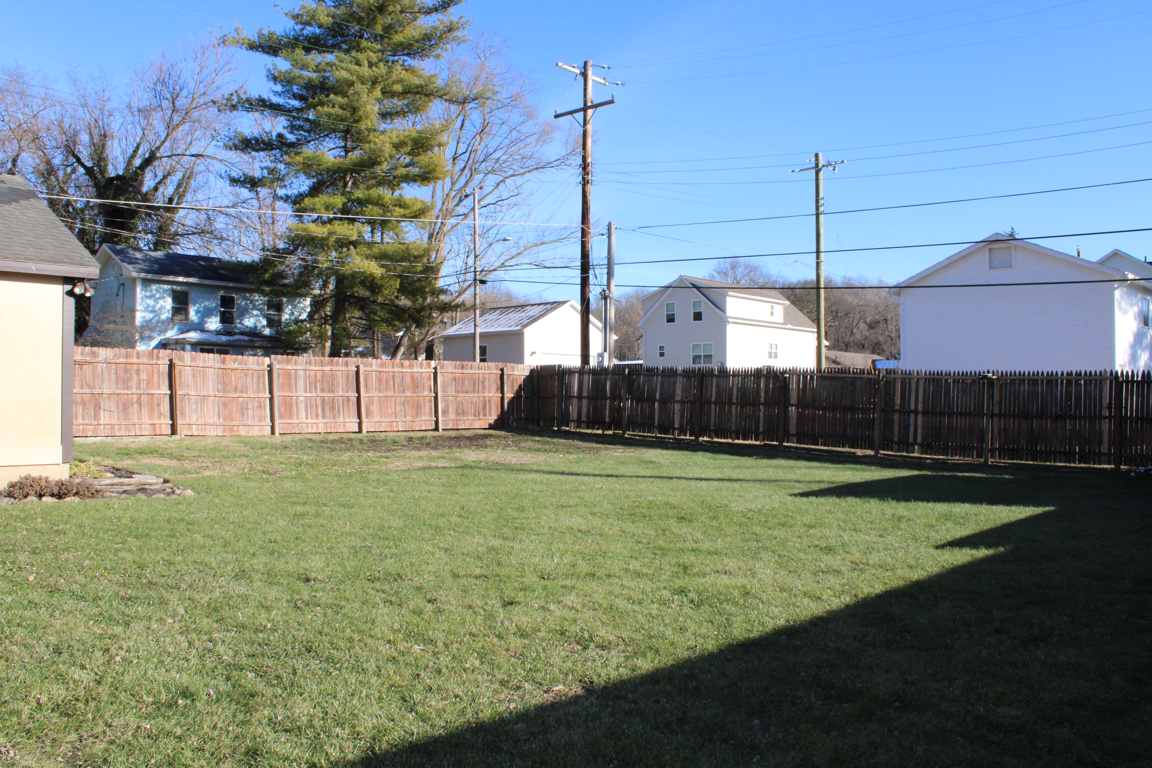 Fenced and Spacious, yard offers lots of possibilities! Fenced and Spacious, yard offers lots of possibilities!